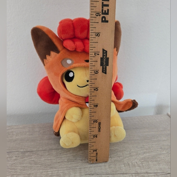 Pokemon Center Vulpix Cape Pikachu Plush 2017 9" Pokemon Plush Toy Poncho - Picture 7 of 7